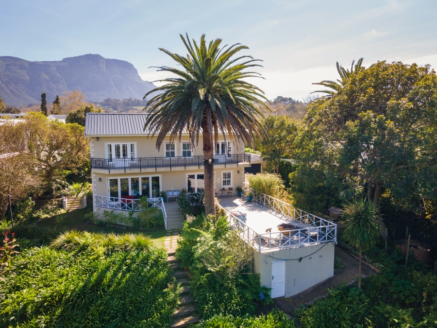 6 Bedroom Property for Sale in Constantia Western Cape